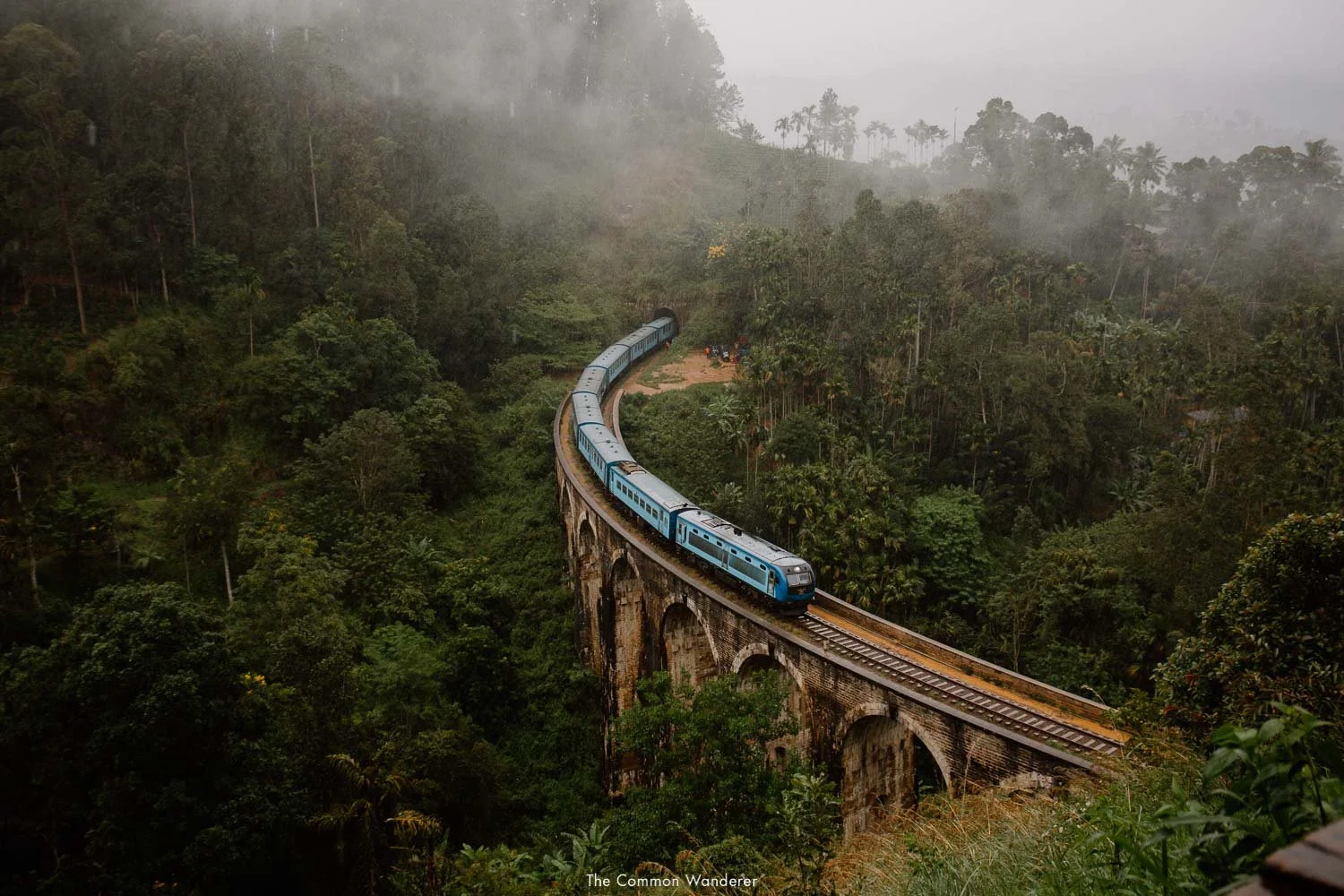 Kandy to Ella scenic train line